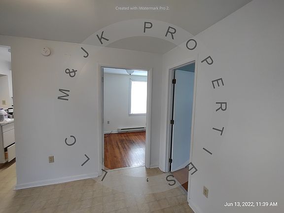 4th image of 109 1/2 W Wilson Blvd