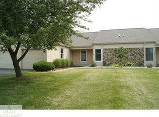 7237 Creekside Dr, Lansing, MI 48917