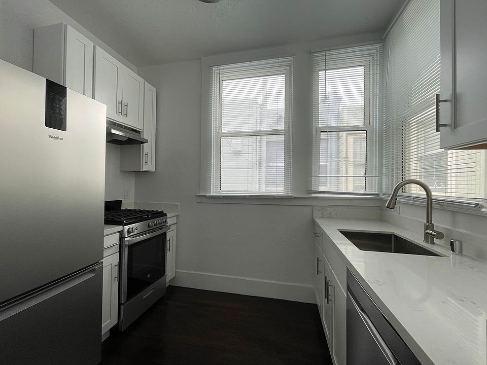 1st image of 3870 Sacramento St #6
