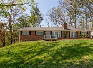 415 Mountain View Rd APT B, Mars Hill, NC 28754