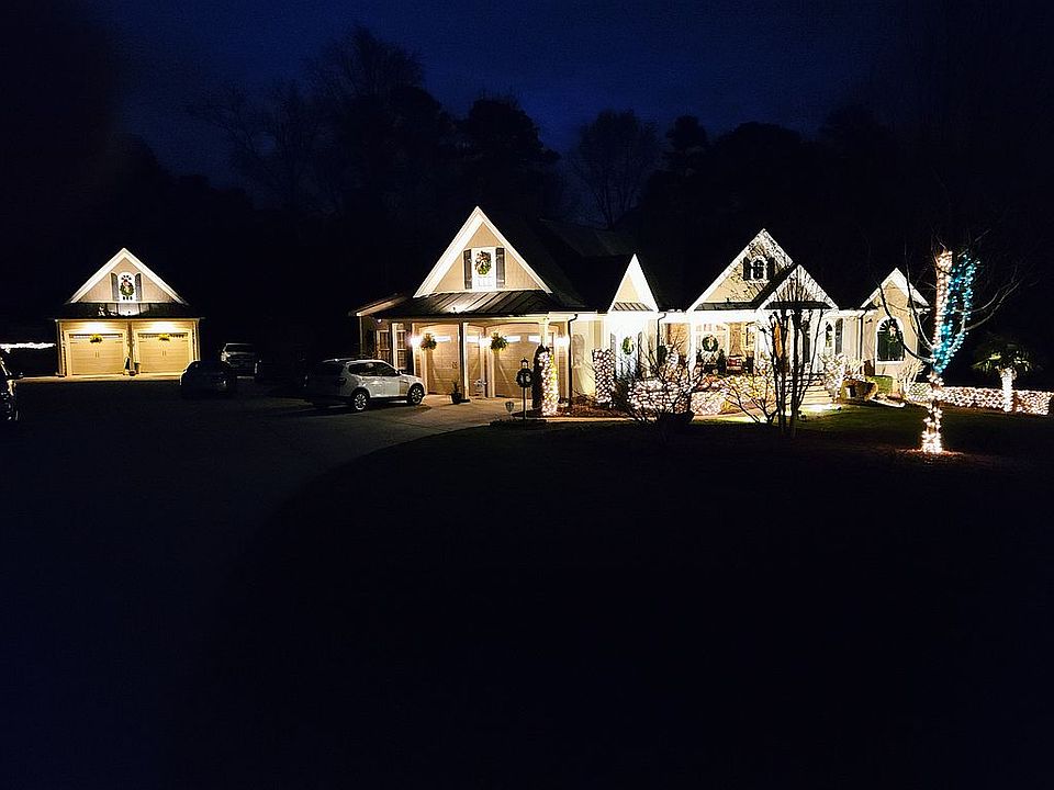 2nd image of 2550 Vinson Rd