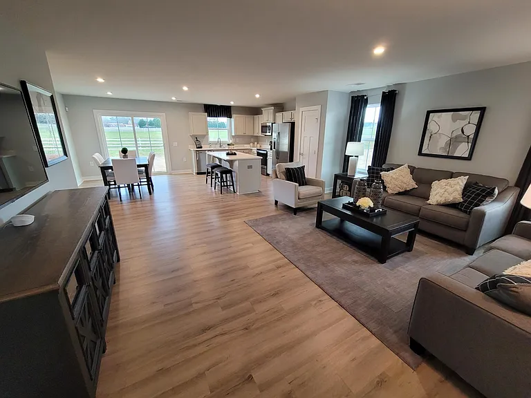 6130 Bellastead Dr — Photo 28