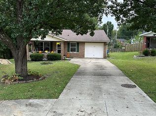 166 J Hunter Dr, Bedford, IN 47421