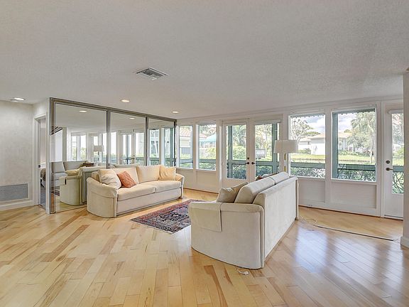 5th image of 19707 Boca West Drive #4171 & 4172