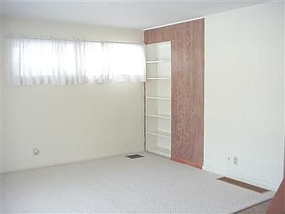 5th image of 1052 Mendota Ct