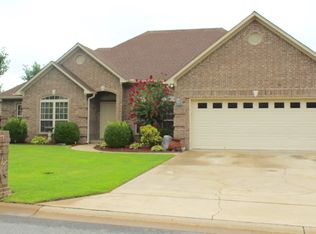 2705 Tj Dr, Conway, AR 72034