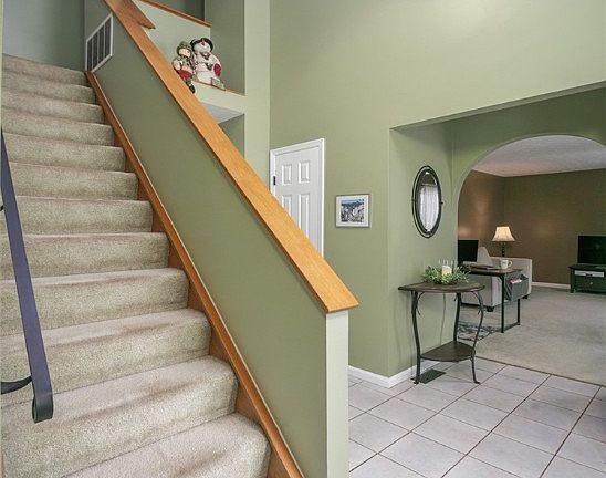 5th image of 102 Damian Ct