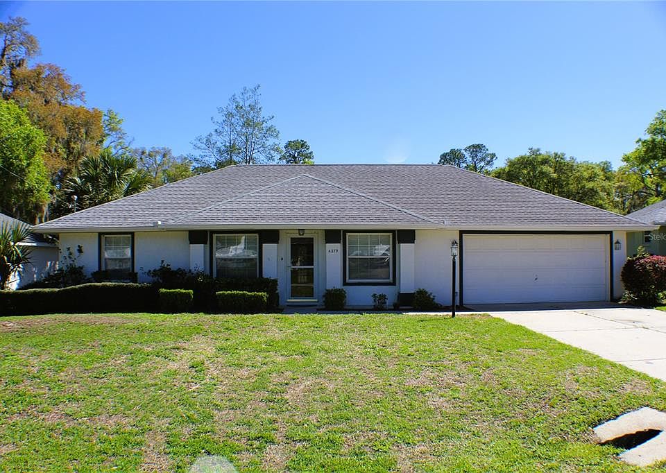 1st image of 4279 NE 32nd Cir