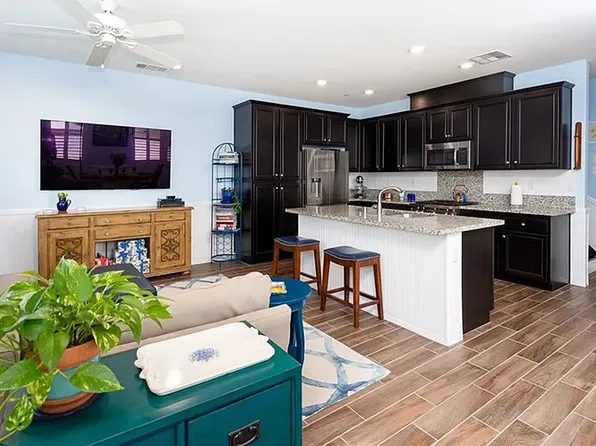 40328 Calle Real, Murrieta, CA 92563