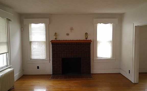 4th image of 2123 Roanoke Ave
