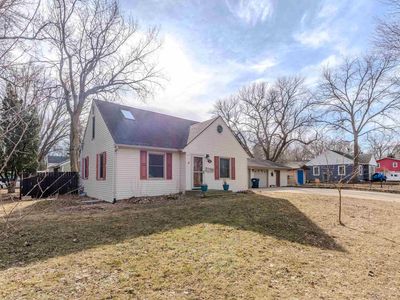 301 20th St, Spirit Lake, IA, 51360