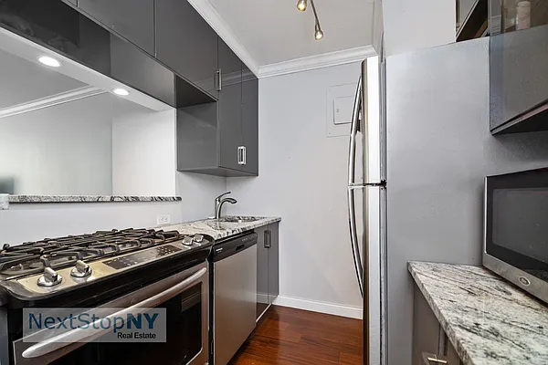 Sold by NextStopNY | media 15