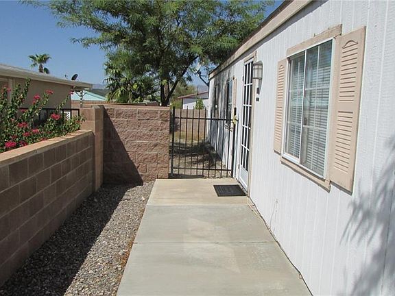 3rd image of 4425 S Amanda Ave