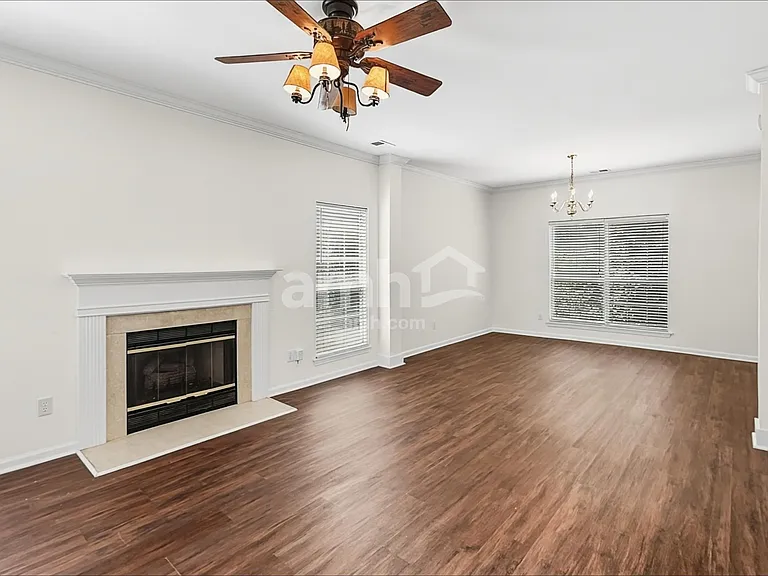 10231 Danesway Ln — Photo 8