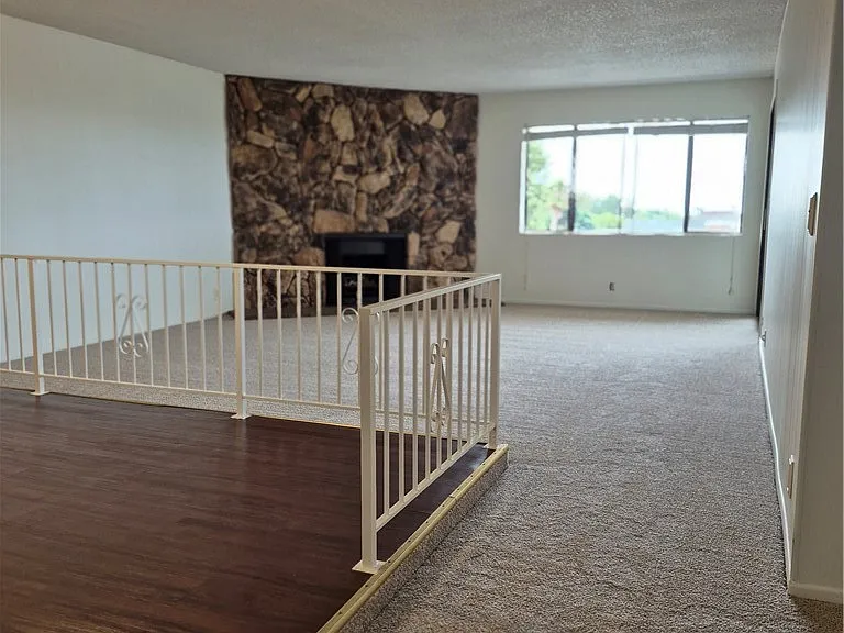 2501 S El Camino Real #315 — Photo 5