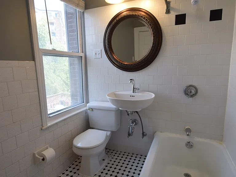 1402 Beacon St #3 — Photo 12