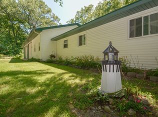 291 Ridge Rd, Quincy, MI 49082