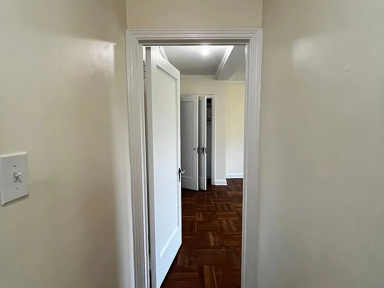 The Royal York Apartments — Photo 178