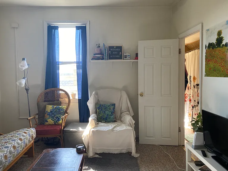 206 Maple St #4 — Photo 7