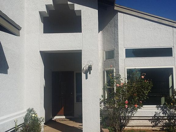 4th image of 3821 Snead Dr