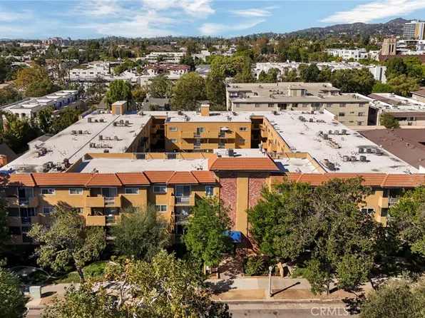355 S Madison Ave, Pasadena, CA 91101