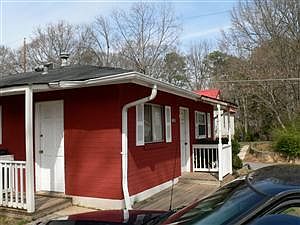 2nd image of 2873 Pearl St #A