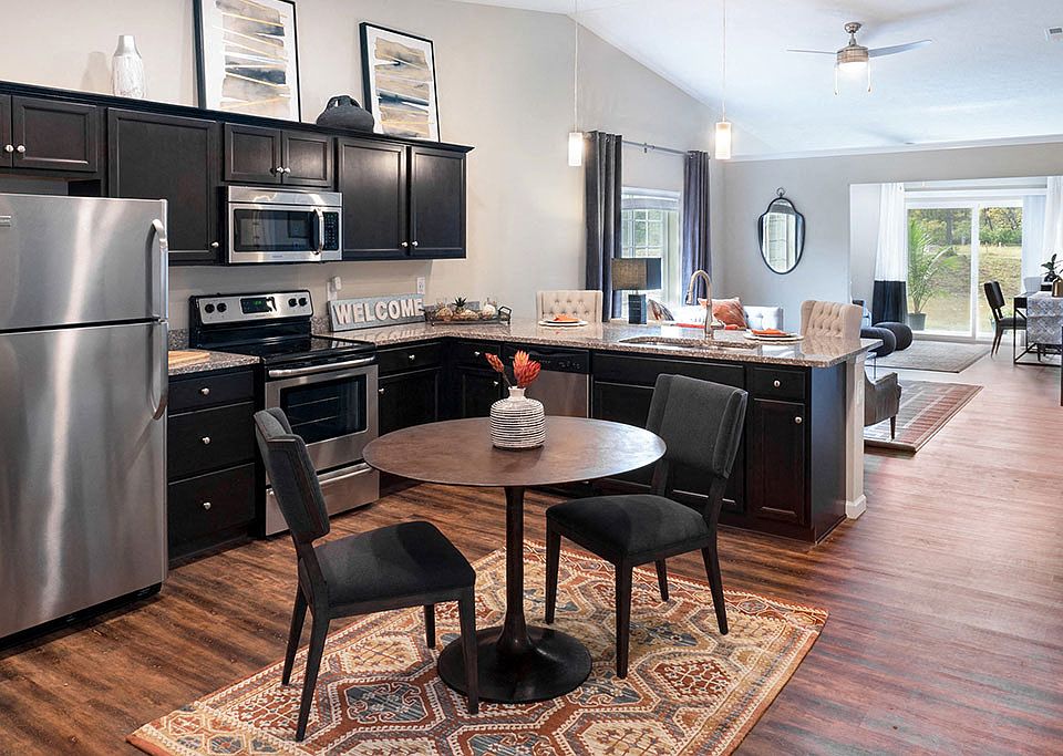 Large Kitchens with Full Pantries