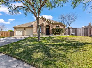121 Gray Ln, Prosper, TX 75078