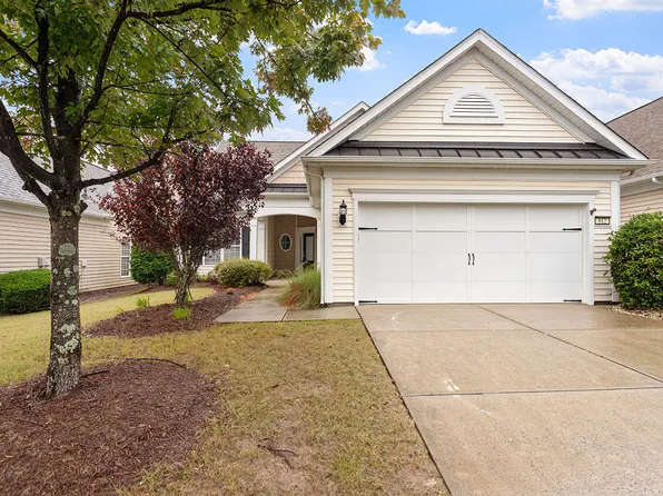 812 Gillinder Pl, Cary, NC 27519