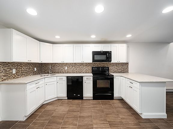 4th image of 1314 Hudson St APT 2