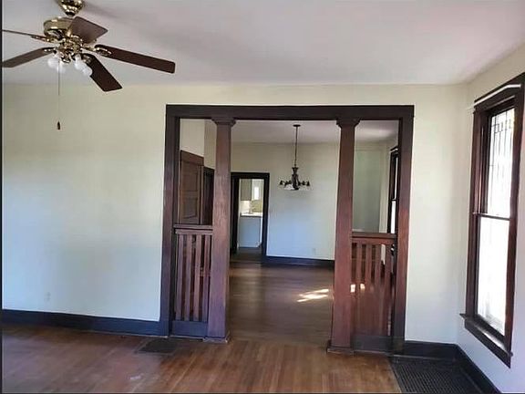 3rd image of 520 S New York Ave