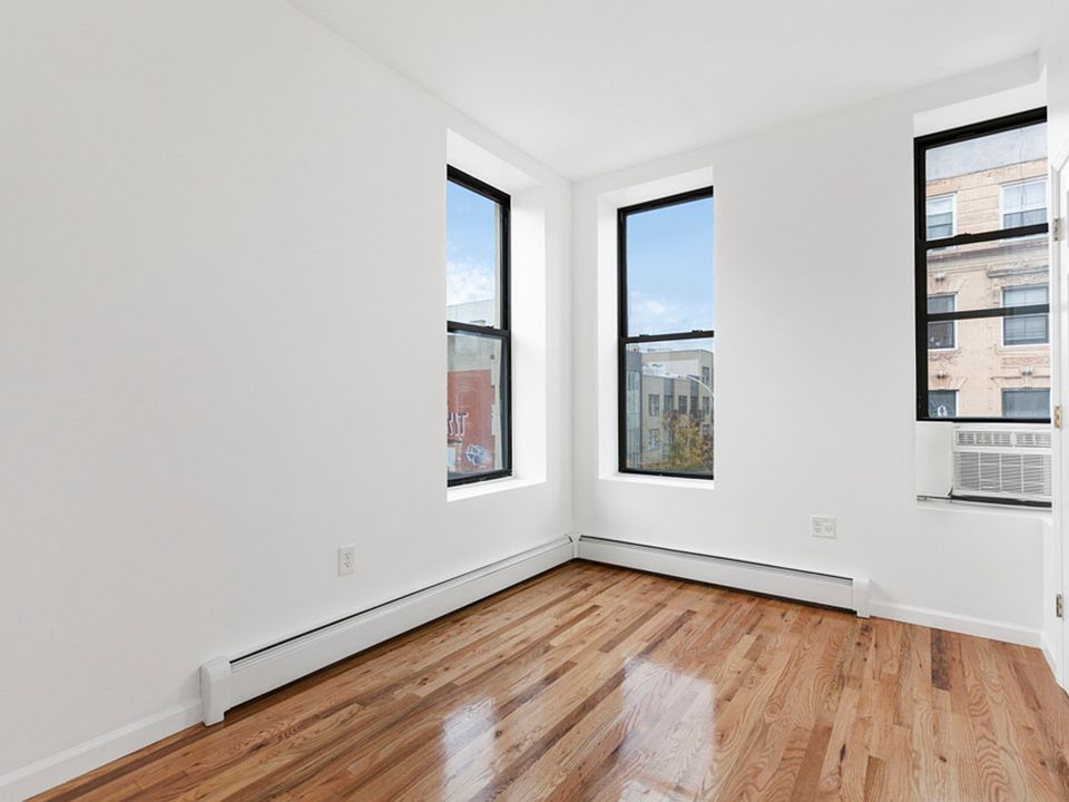 1st image of 190 Meserole St APT 10