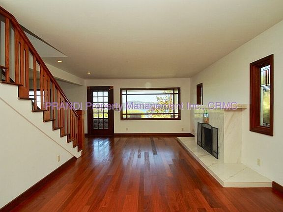 4th image of 63 Glen Dr