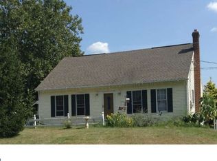 375 Blacksmith Rd, Douglassville, PA 19518