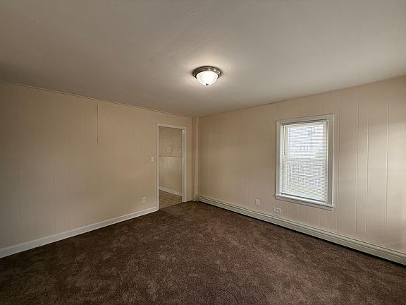 Living Room (1st Floor)