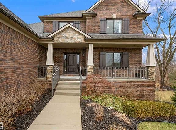 3rd image of 8217 Tamarack Ln
