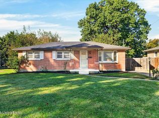 7710 Poinsettia Dr, Louisville, KY 40258