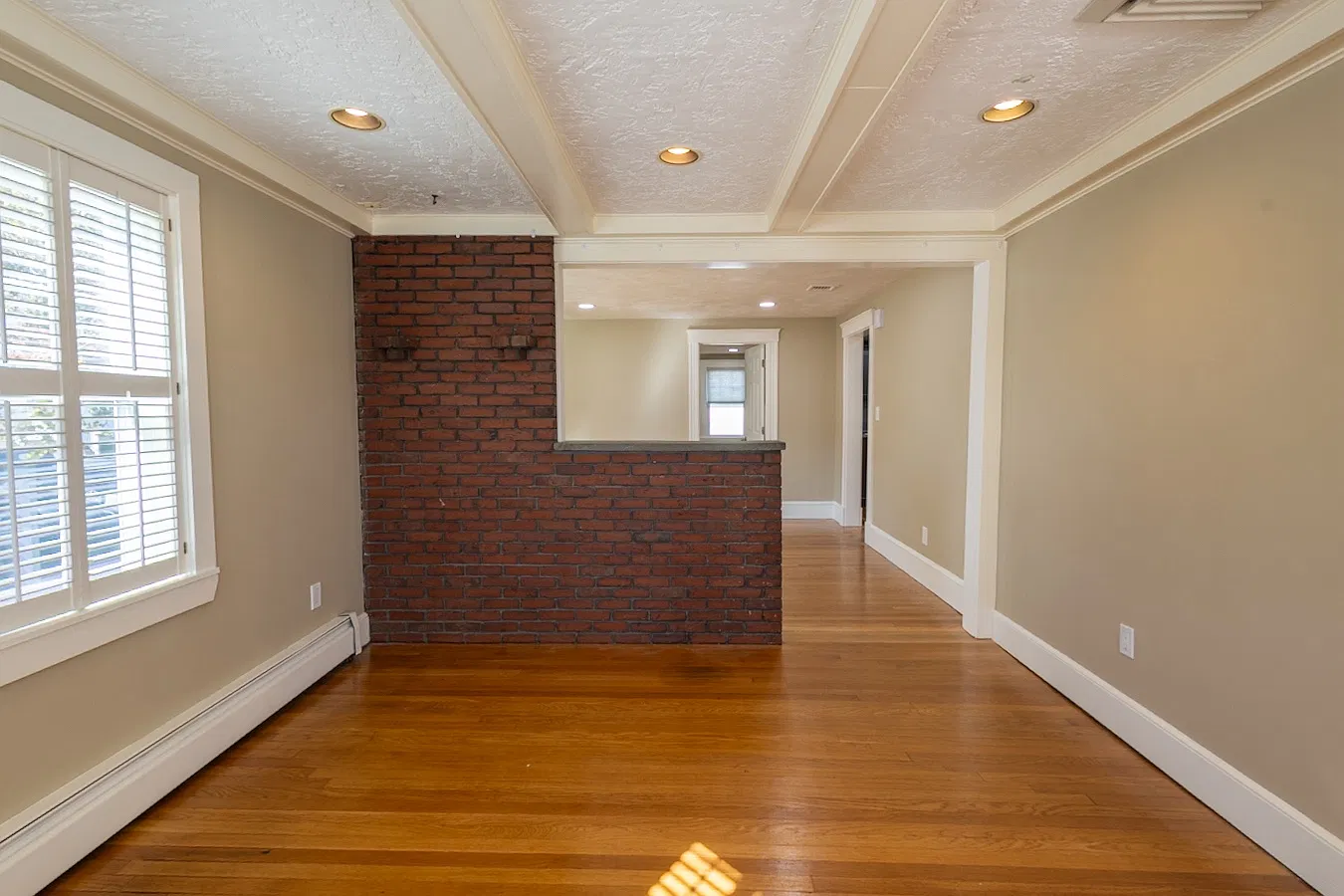 2 bed, 1.5 bath, 1040 sqft, $2,800 — Photo 4