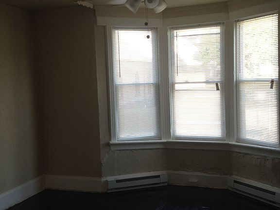 2040 A N4th Front Brdroom_02222016