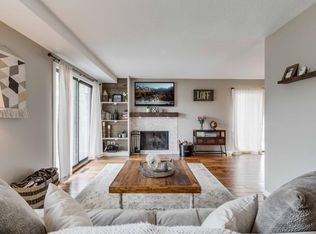 2100 Tamarin Trl, Golden Valley, MN 55427