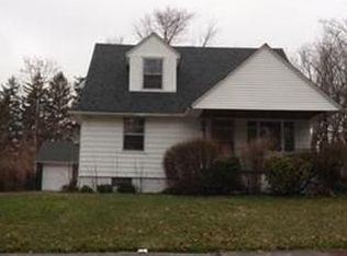 465 9th St, Elyria, OH 44035