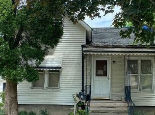 16 N Highland Ave, Mount Clemens, MI 48043