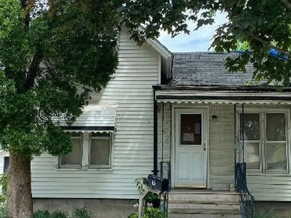 16 N Highland Ave, Mount Clemens, MI 48043