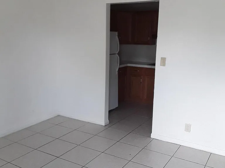 7662 Kimberly Blvd #1-3 — Photo 3