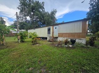 3725 Lindsey St, Dover, FL 33527