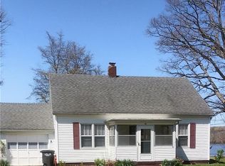 106 Lakeside Dr, Danville, IL