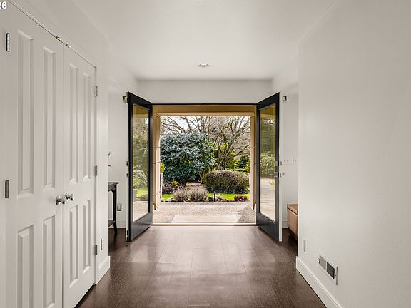 4th image of 13768 Knaus Rd