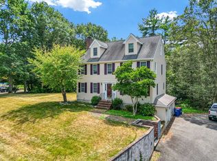 7 Great Cedar Xing, Lakeville, MA 02347