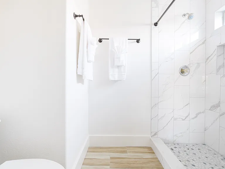 15240 N Del Ray Dr — Photo 2