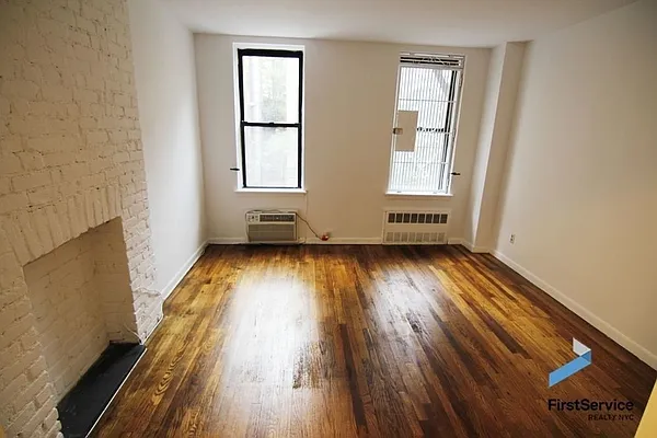 Rented by FirstService Realty (legacy) | media 2